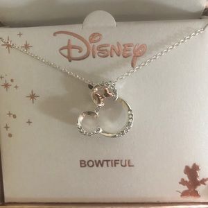Silver disney Minnie Mouse necklace